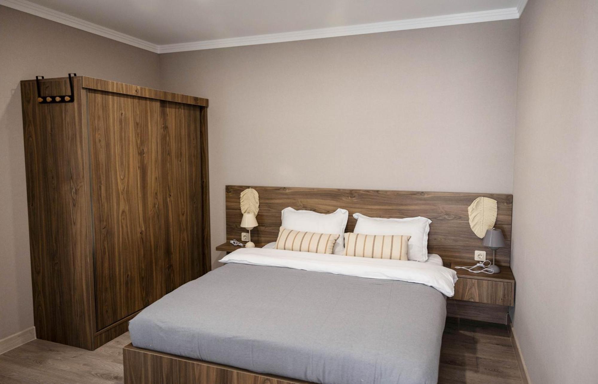 Green Side Apart Hotel Батумі Екстер'єр фото