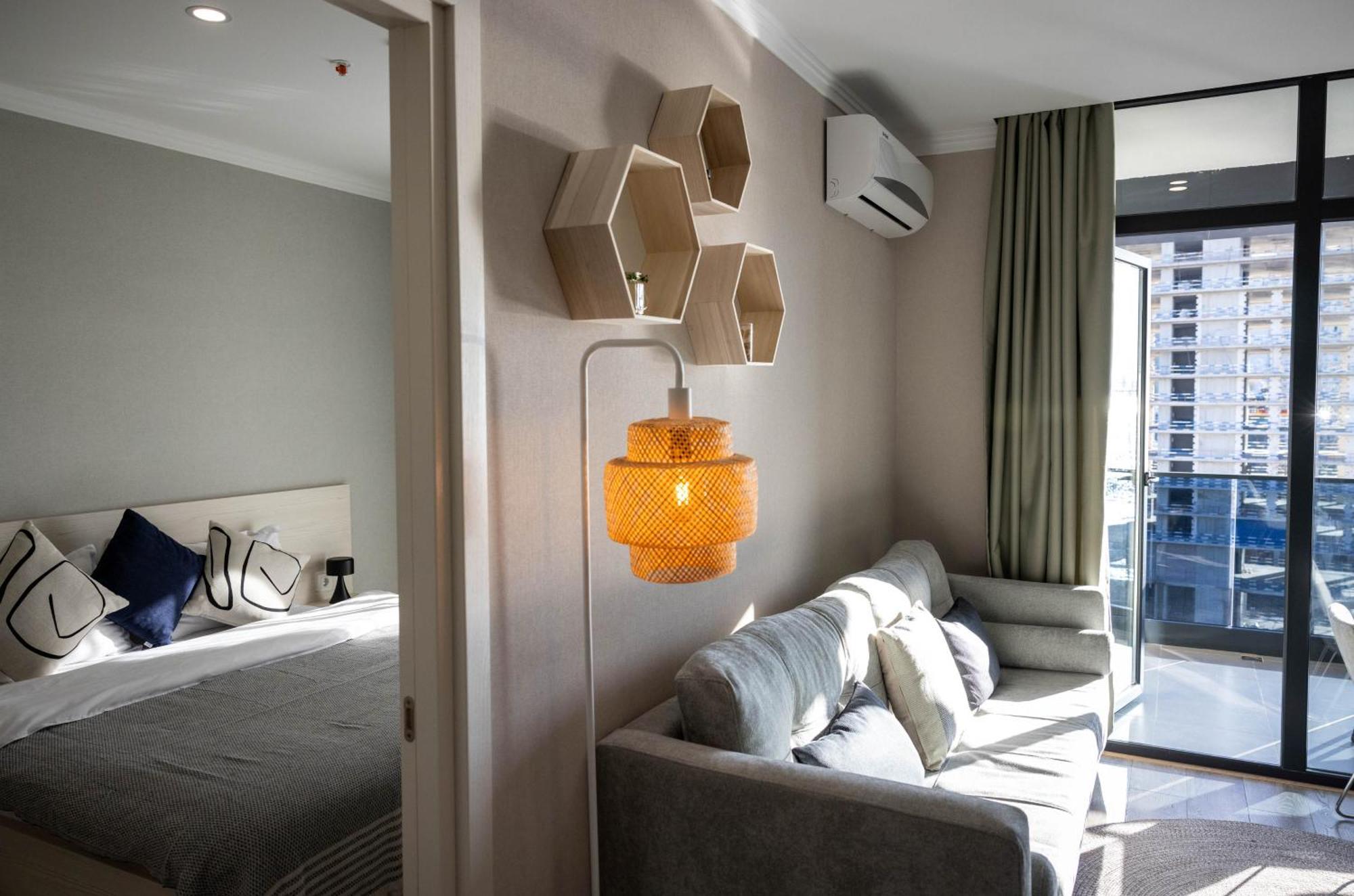 Green Side Apart Hotel Батумі Екстер'єр фото