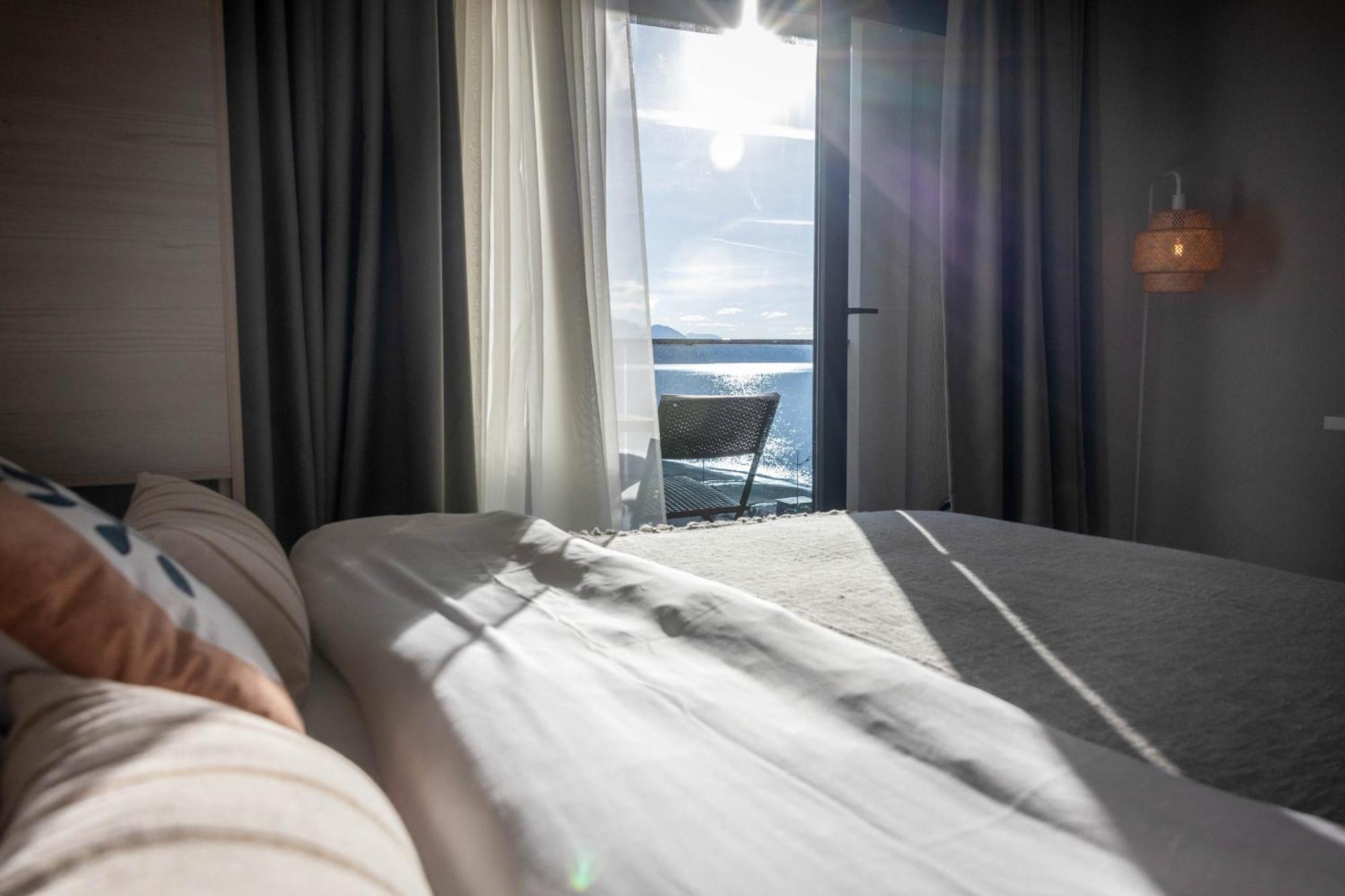 Green Side Apart Hotel Батумі Екстер'єр фото