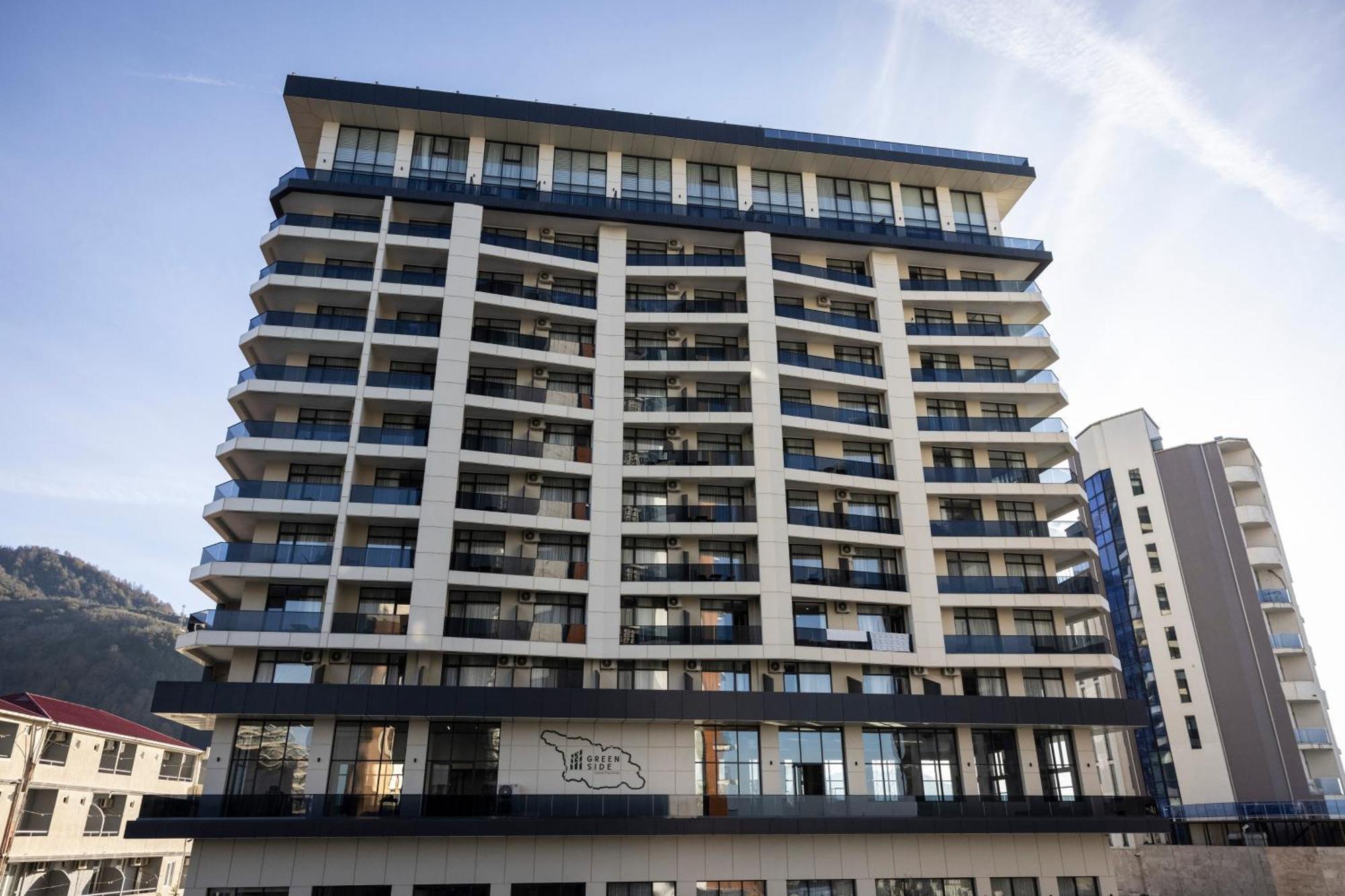 Green Side Apart Hotel Батумі Екстер'єр фото